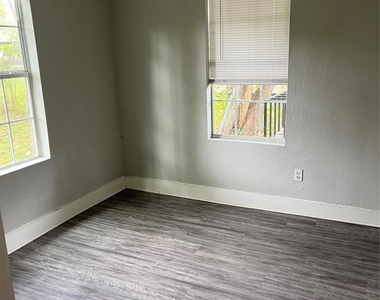 10533 Barnham Street - Photo Thumbnail 5