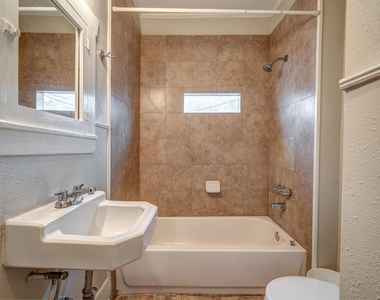 115 Goldenrod Street - Photo Thumbnail 2