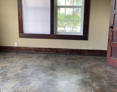 1140 Ewing Street - Photo Thumbnail 6