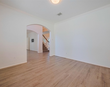 3630 Shady Grove Drive - Photo Thumbnail 18