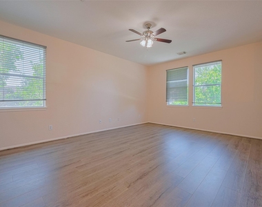 3630 Shady Grove Drive - Photo Thumbnail 33