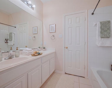 3630 Shady Grove Drive - Photo Thumbnail 40