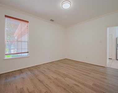 3630 Shady Grove Drive - Photo Thumbnail 31
