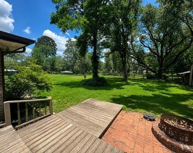 14225 Patricia Lane - Photo Thumbnail 10