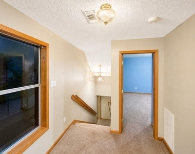 14225 Patricia Lane - Photo Thumbnail 15