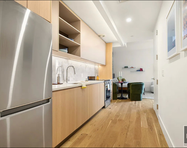 Rockwell Place - Photo Thumbnail 4