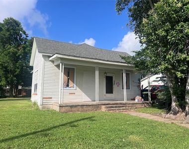 501 W Caney Street - Photo Thumbnail 1
