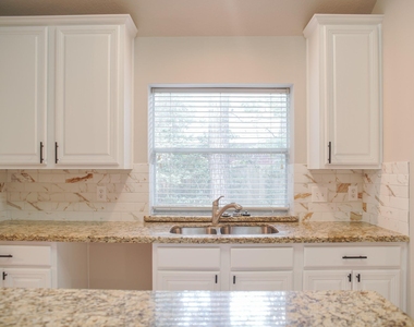91 N Willow Point Circle - Photo Thumbnail 11