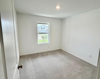 28807 Golden Wheat Ct - Photo Thumbnail 13