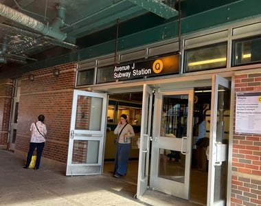 1043 East 14 Street - Photo Thumbnail 19