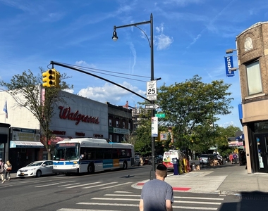1043 East 14 Street - Photo Thumbnail 15