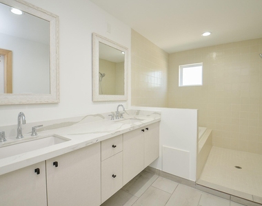 15000 S Richmond Avenue - Photo Thumbnail 10