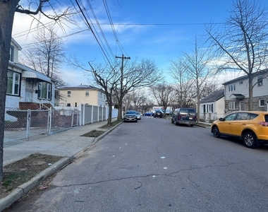 153-23 123 Avenue - Photo Thumbnail 14