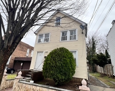 North Burgher Avenue - Photo Thumbnail 21