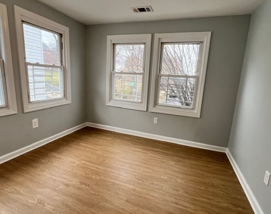 North Burgher Avenue - Photo Thumbnail 4