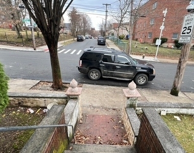 North Burgher Avenue - Photo Thumbnail 16