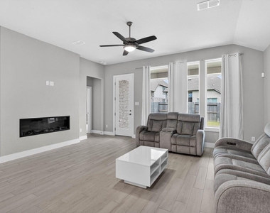26323 Hunter Lane - Photo Thumbnail 6