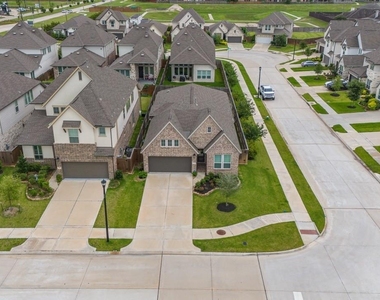 26323 Hunter Lane - Photo Thumbnail 36
