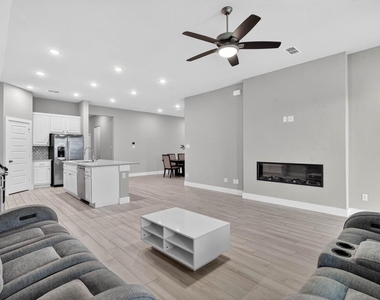 26323 Hunter Lane - Photo Thumbnail 8