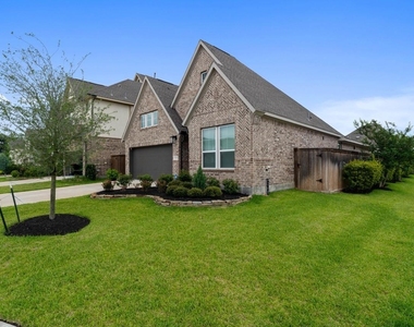 26323 Hunter Lane - Photo Thumbnail 2