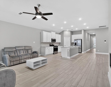 26323 Hunter Lane - Photo Thumbnail 9
