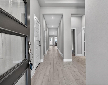 26323 Hunter Lane - Photo Thumbnail 3