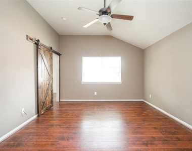 17219 Lilac Vale Court - Photo Thumbnail 18