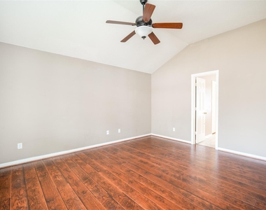 17219 Lilac Vale Court - Photo Thumbnail 16