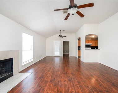 17219 Lilac Vale Court - Photo Thumbnail 5