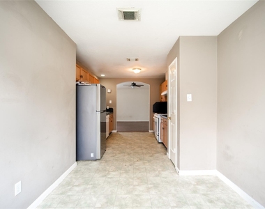 17219 Lilac Vale Court - Photo Thumbnail 13