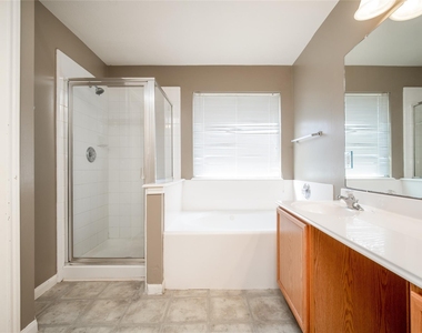 17219 Lilac Vale Court - Photo Thumbnail 20