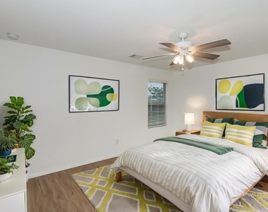 3302 Aster Meadow Way - Photo Thumbnail 8