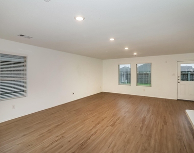 3302 Aster Meadow Way - Photo Thumbnail 1
