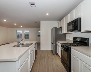 3302 Aster Meadow Way - Photo Thumbnail 5