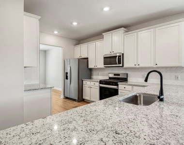 15761 Bayberry Trace Drive - Photo Thumbnail 8