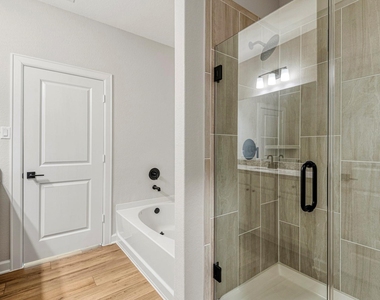 15761 Bayberry Trace Drive - Photo Thumbnail 14