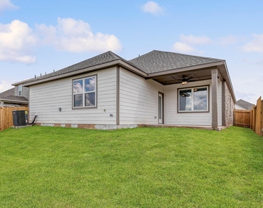 15761 Bayberry Trace Drive - Photo Thumbnail 1