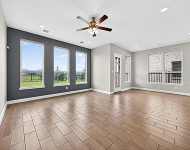 2080 Terra Rose Drive - Photo Thumbnail 21