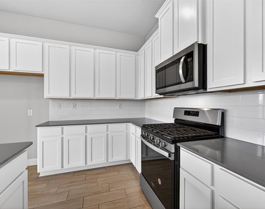 2080 Terra Rose Drive - Photo Thumbnail 12