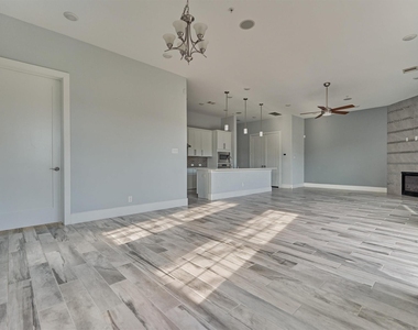 2113 Solstice Boulevard - Photo Thumbnail 18
