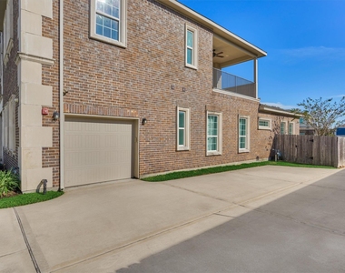 2113 Solstice Boulevard - Photo Thumbnail 45