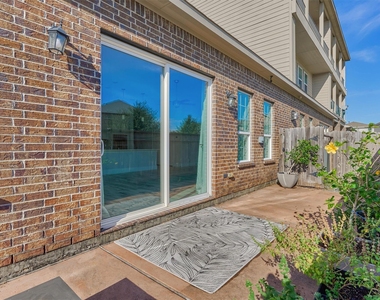 2113 Solstice Boulevard - Photo Thumbnail 49