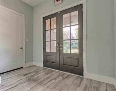 2113 Solstice Boulevard - Photo Thumbnail 11