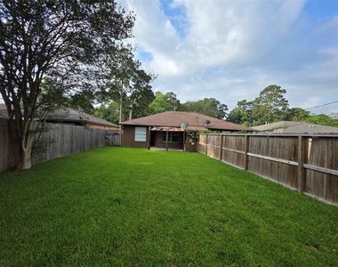 1615 Hazelwood Street - Photo Thumbnail 13