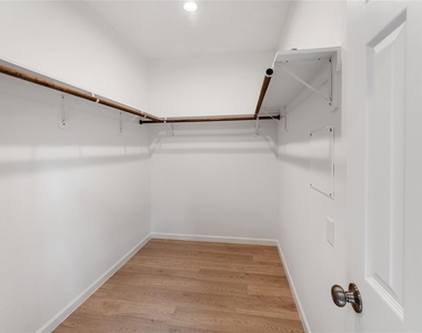 5218 Jezebel Street - Photo Thumbnail 16