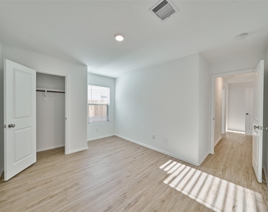 3799 Solanum Drive - Photo Thumbnail 24
