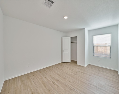 3799 Solanum Drive - Photo Thumbnail 23