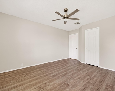 15007 Sugar Sands Drive - Photo Thumbnail 31