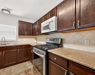 15007 Sugar Sands Drive - Photo Thumbnail 17