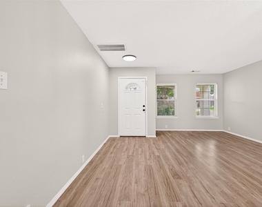 15007 Sugar Sands Drive - Photo Thumbnail 4